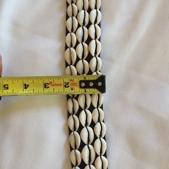 VINTAGE AFRICA Cowrie Shell Leather Belt 3 Strand - Picture 11 of 12